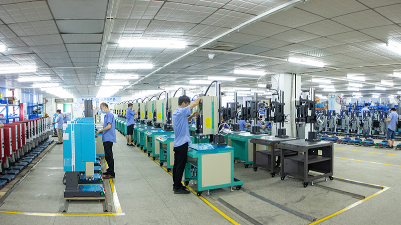 聲峰超聲波生產(chǎn)線